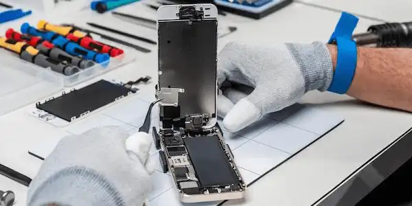 Guia completo de como consertar celular com a tela quebrada