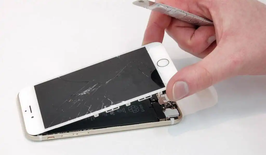 Guia completo de como consertar celular com a tela quebrada